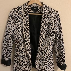 H&M blazer jacket in leopard print